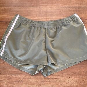 GREAT OUTDOORS BY MERRILL AND FORBES WOMEN SHORTS